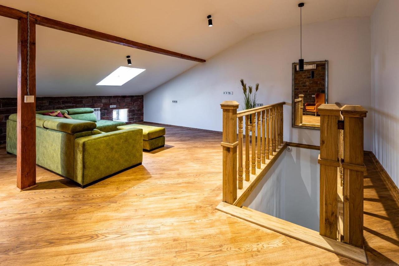 Romari Apartment Вірменська Λβιβ Εξωτερικό φωτογραφία