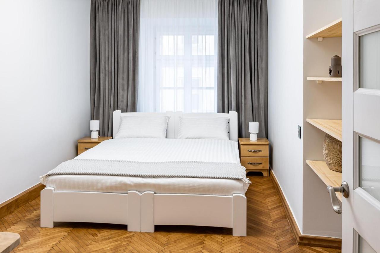 Romari Apartment Вірменська Λβιβ Εξωτερικό φωτογραφία