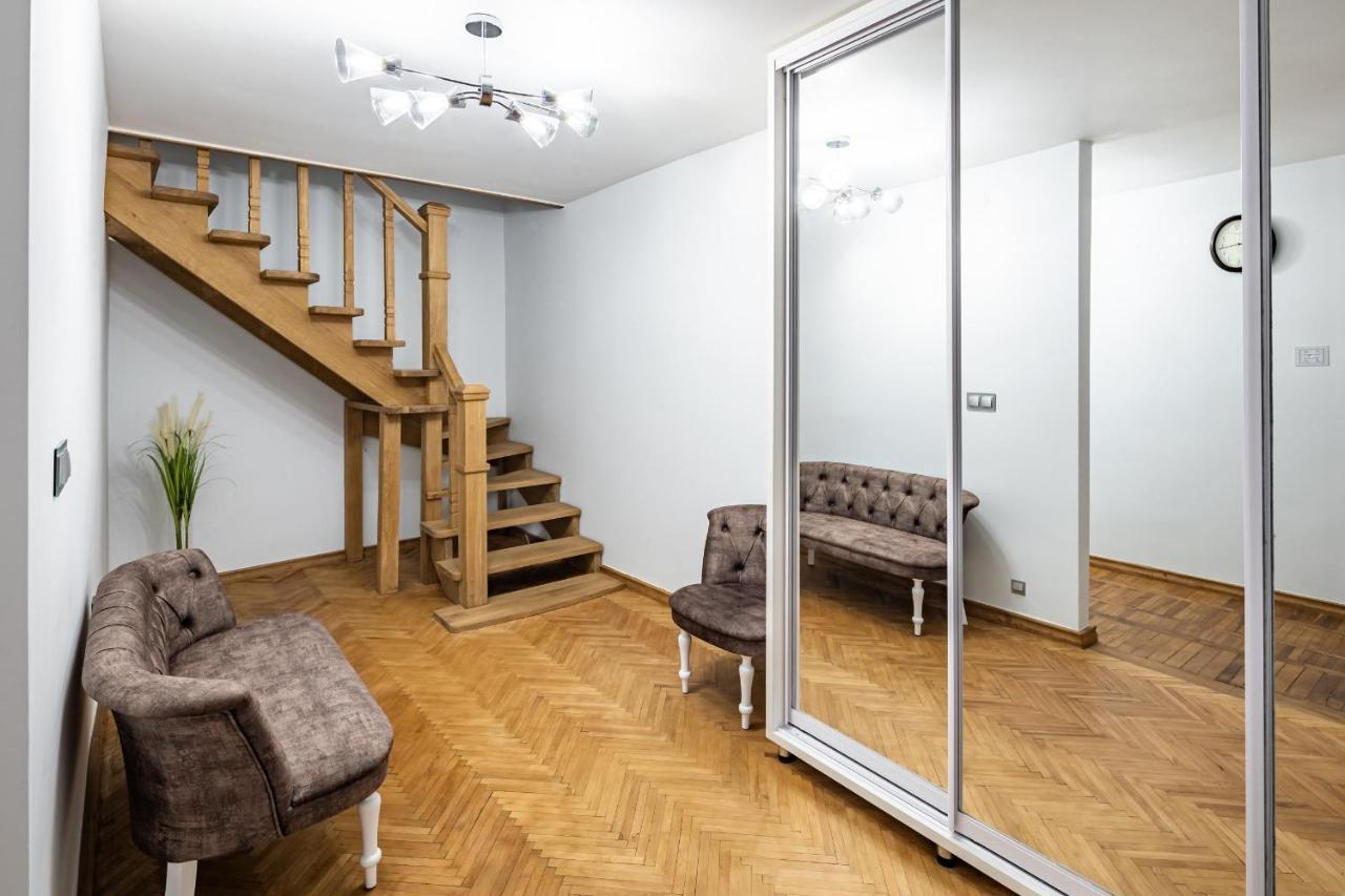 Romari Apartment Вірменська Λβιβ Εξωτερικό φωτογραφία