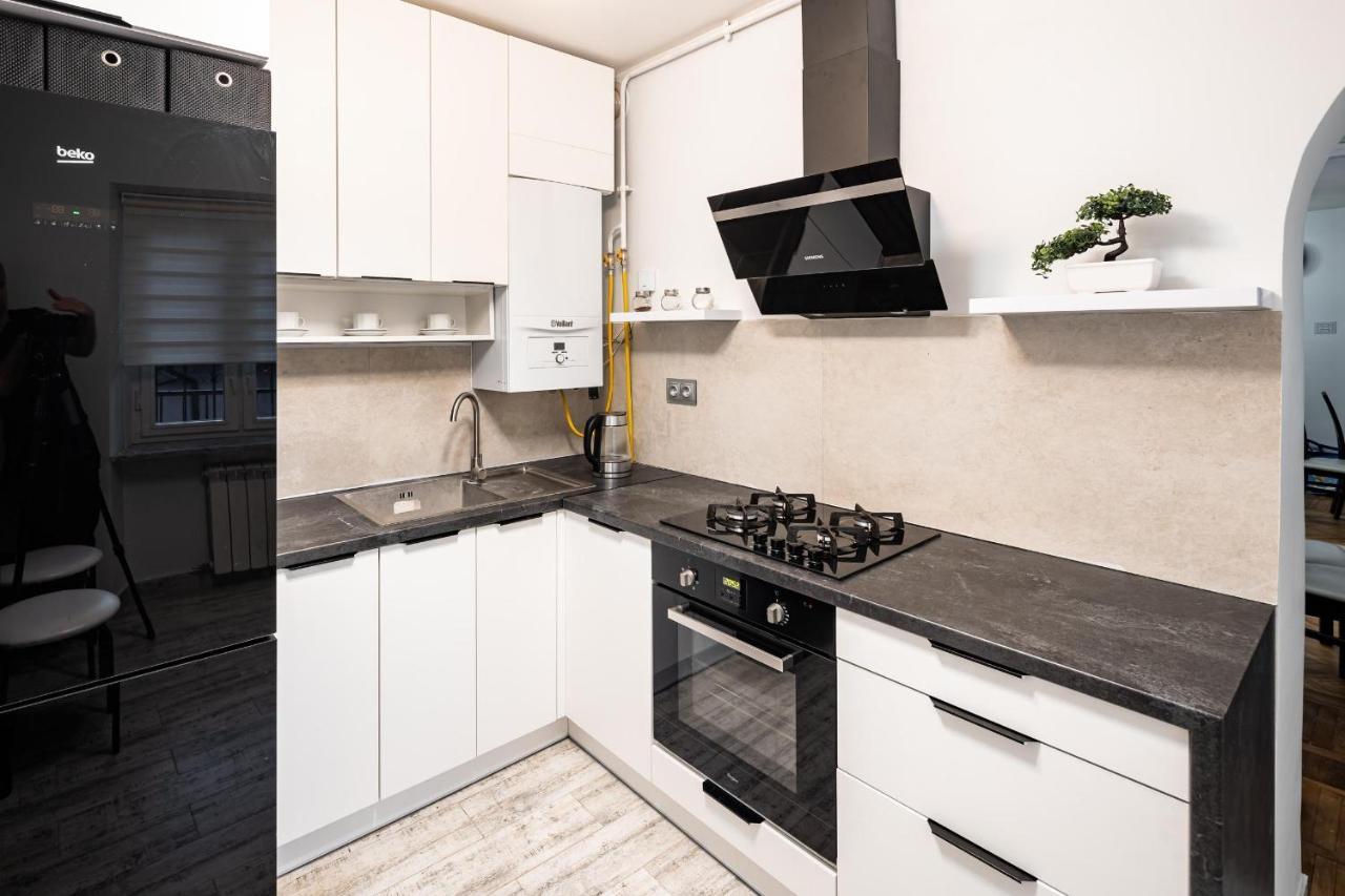 Romari Apartment Вірменська Λβιβ Εξωτερικό φωτογραφία