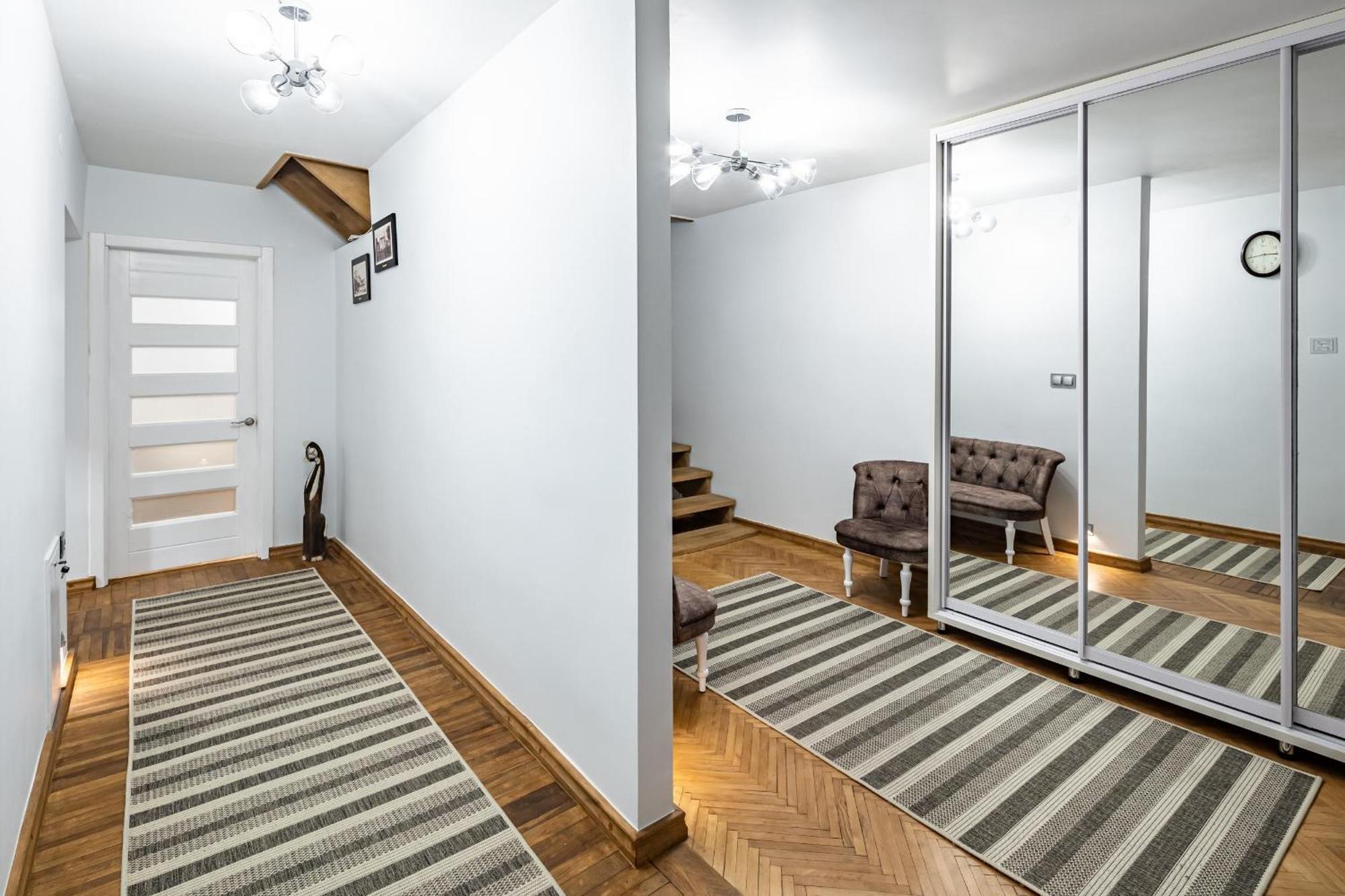 Romari Apartment Вірменська Λβιβ Εξωτερικό φωτογραφία