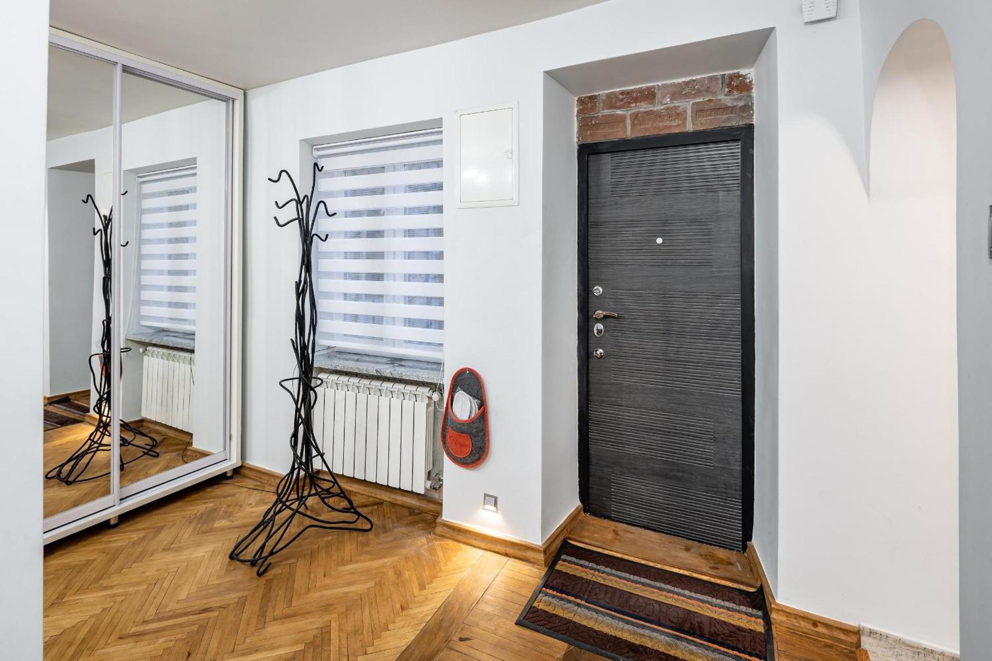 Romari Apartment Вірменська Λβιβ Εξωτερικό φωτογραφία